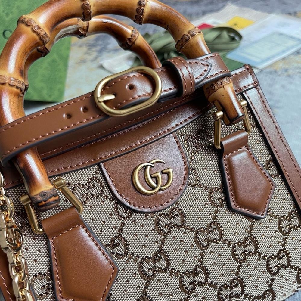 Elegant Refined Top Handle Bag 20x16x10cm