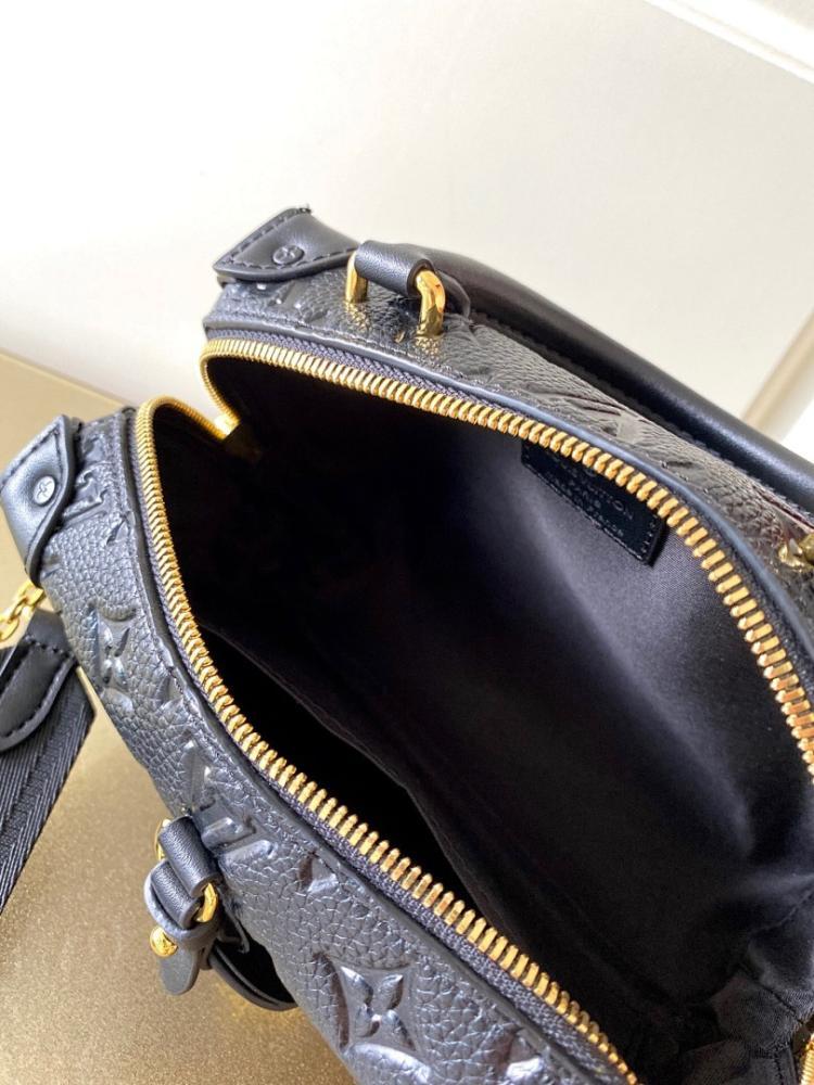 Modern Elegant Shoulder Bag 20x14x8cm