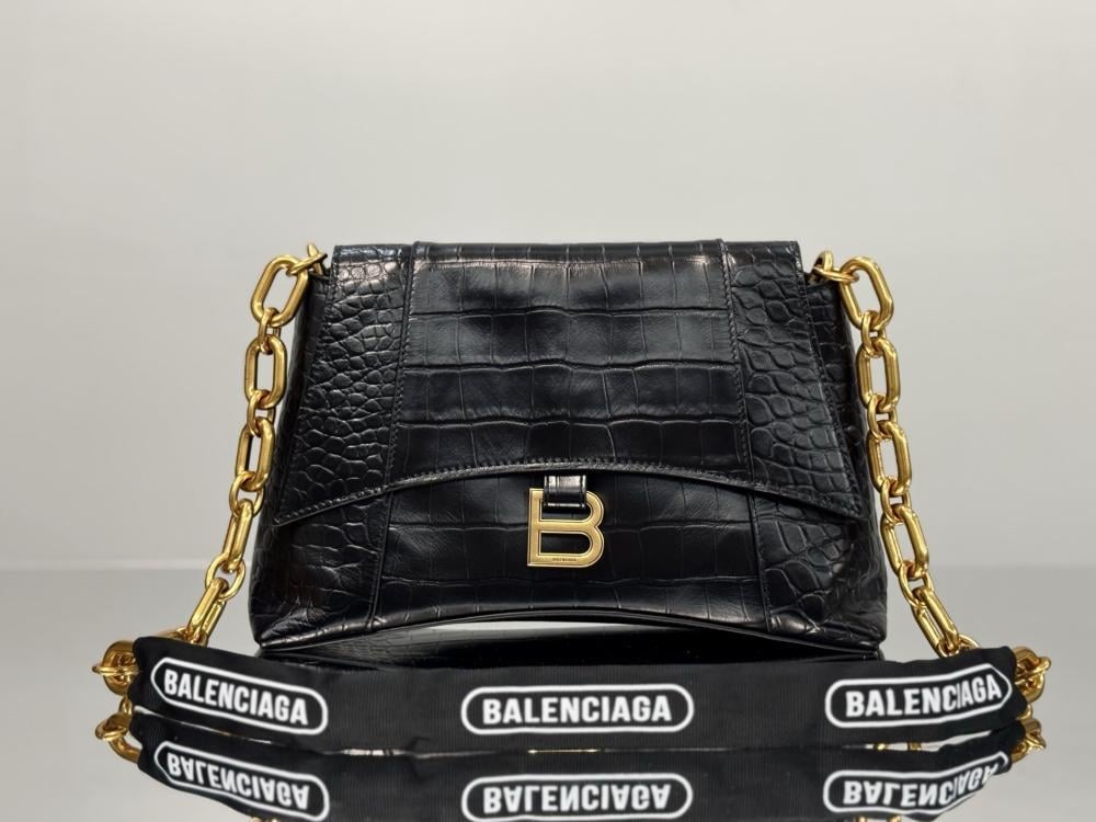 Top Handle Bag Style 182674275