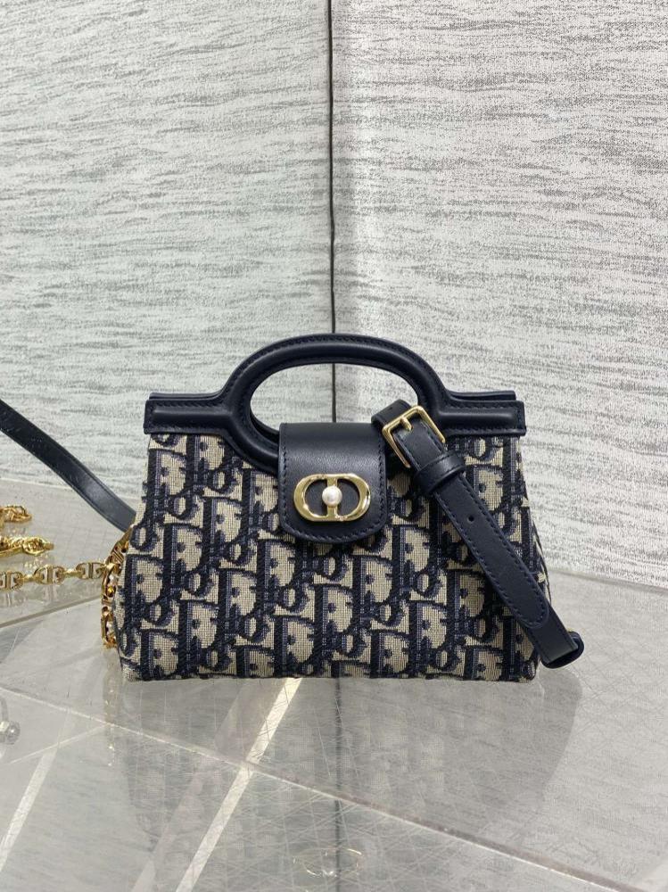 Classic Top Handle Bag Style 1556927758