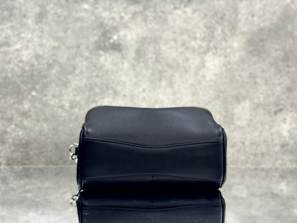 Luxury Leather Top Handle Bag Style 713360705