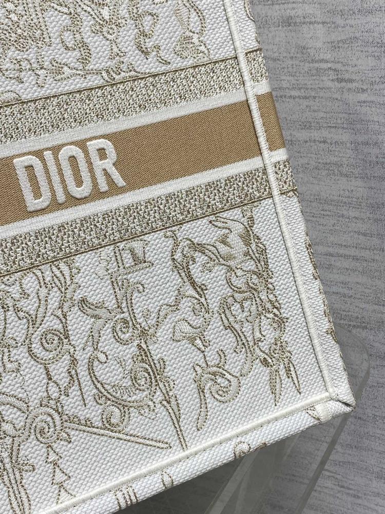 Gold Embroidered Tote Bag Style 524294358