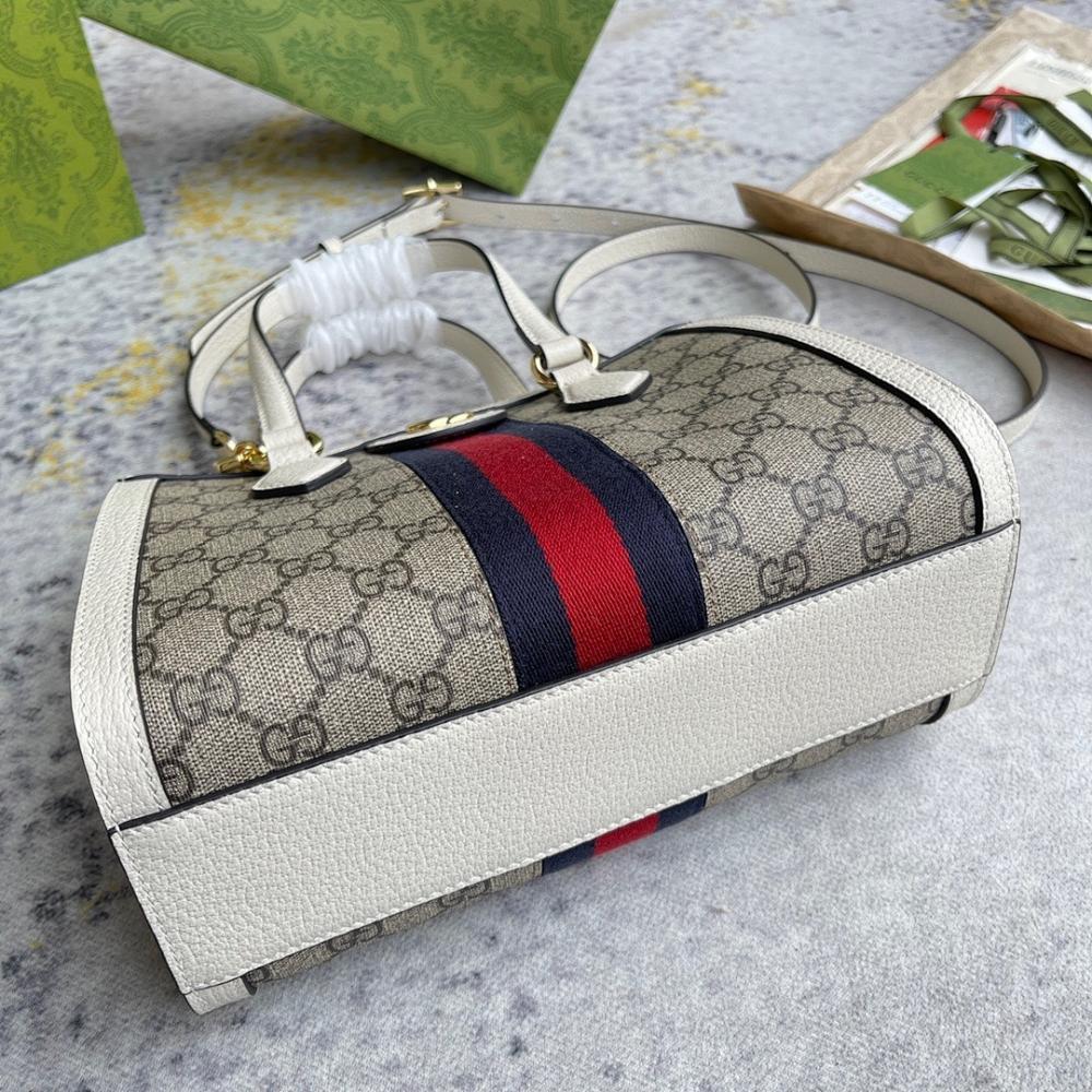 Luxury Refined Top Handle Bag 25x19x9.5cm
