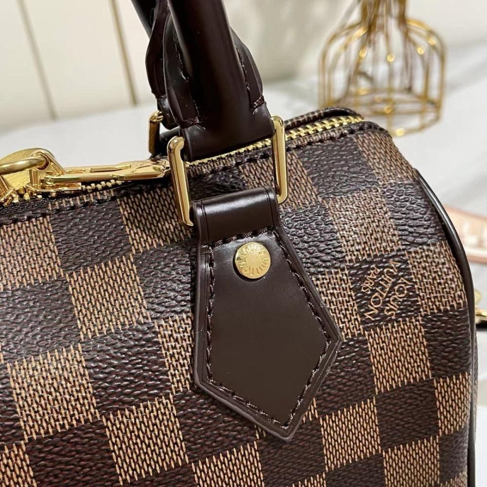 Elegant Refined Leather Travel Bag 20.5x13.5x12cm Style 1209795136