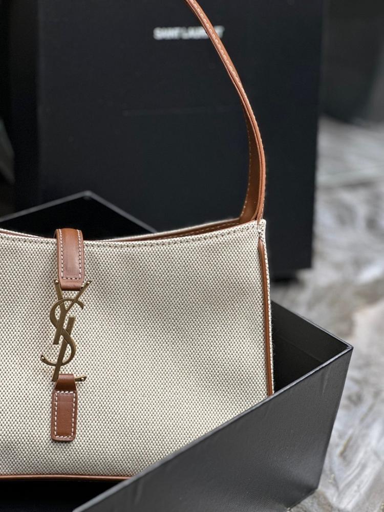 Classic Crossbody Bag