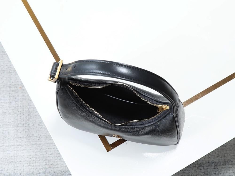 Stylish Lambskin Crossbody Bag 20x11x5cm