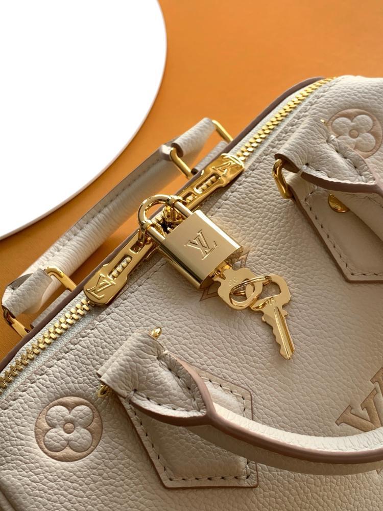 Top Handle Bag Style 946138134