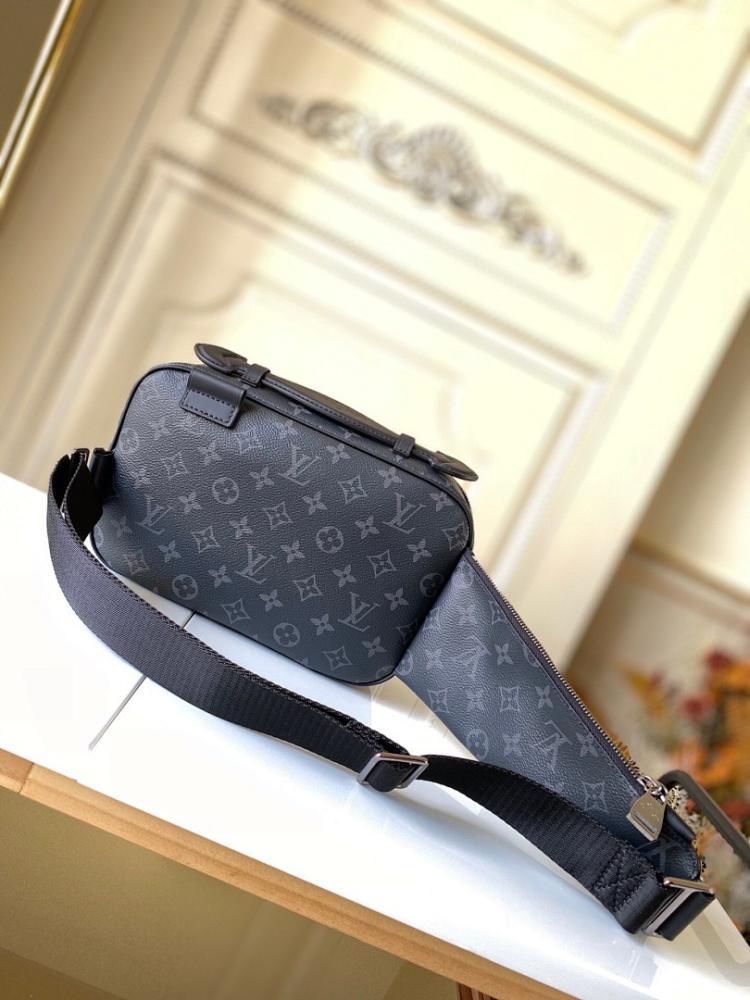 Elegant Shoulder Bag