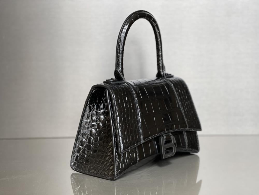 Classic Top Handle Bag Style 209939466