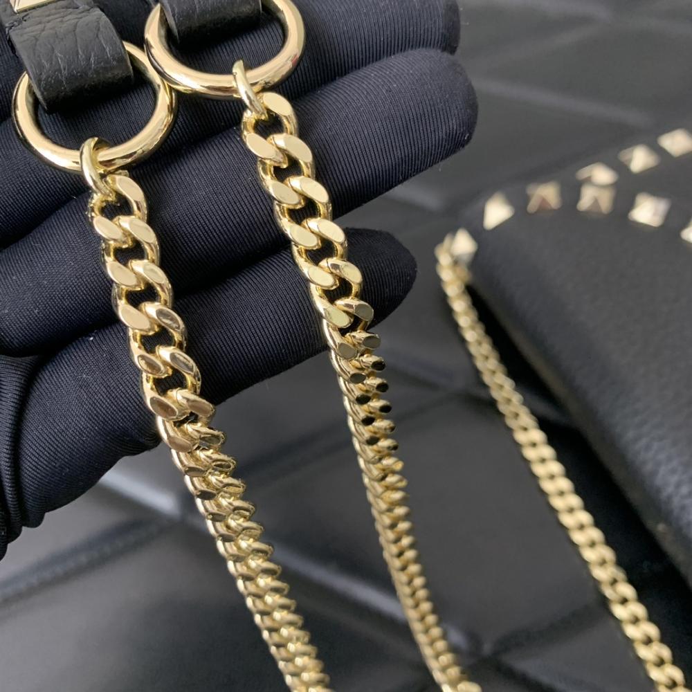 Leather Crossbody Bag Style 225030867