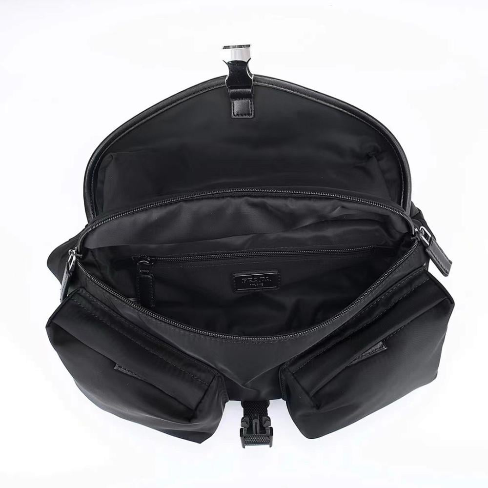 Elegant Refined Nylon Shoulder Bag 27x18x7cm