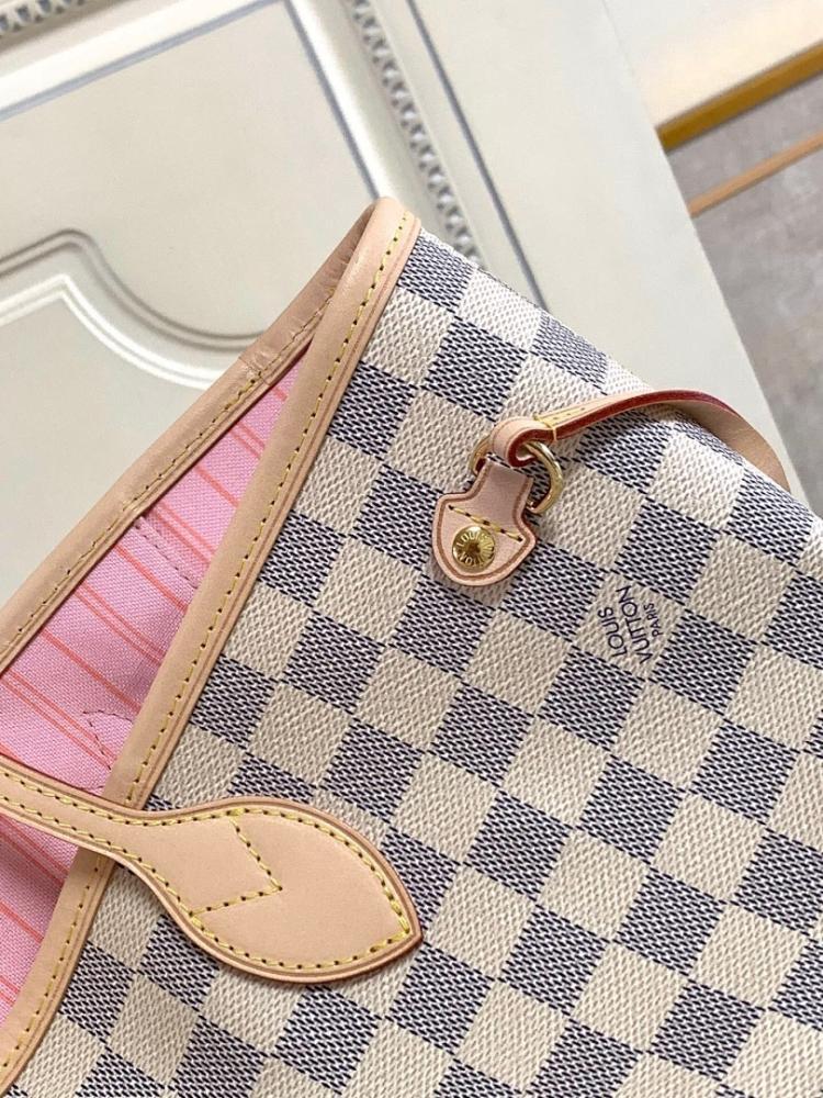 Elegant Top Handle Bag 32x29x17cm