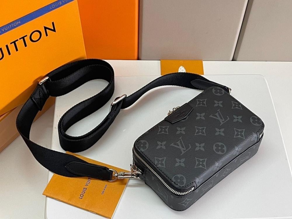 Stylish Premium Leather Shoulder Bag 18.5x11x6.5cm