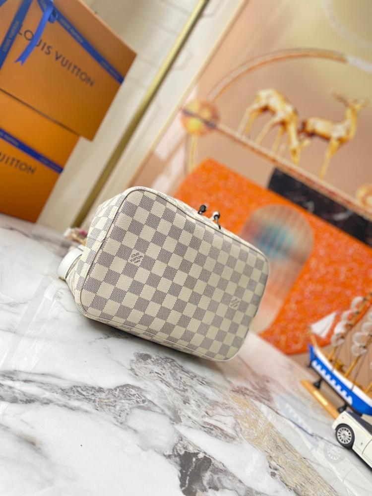 Classic Elegant Beige Woven Canvas Bucket Bag