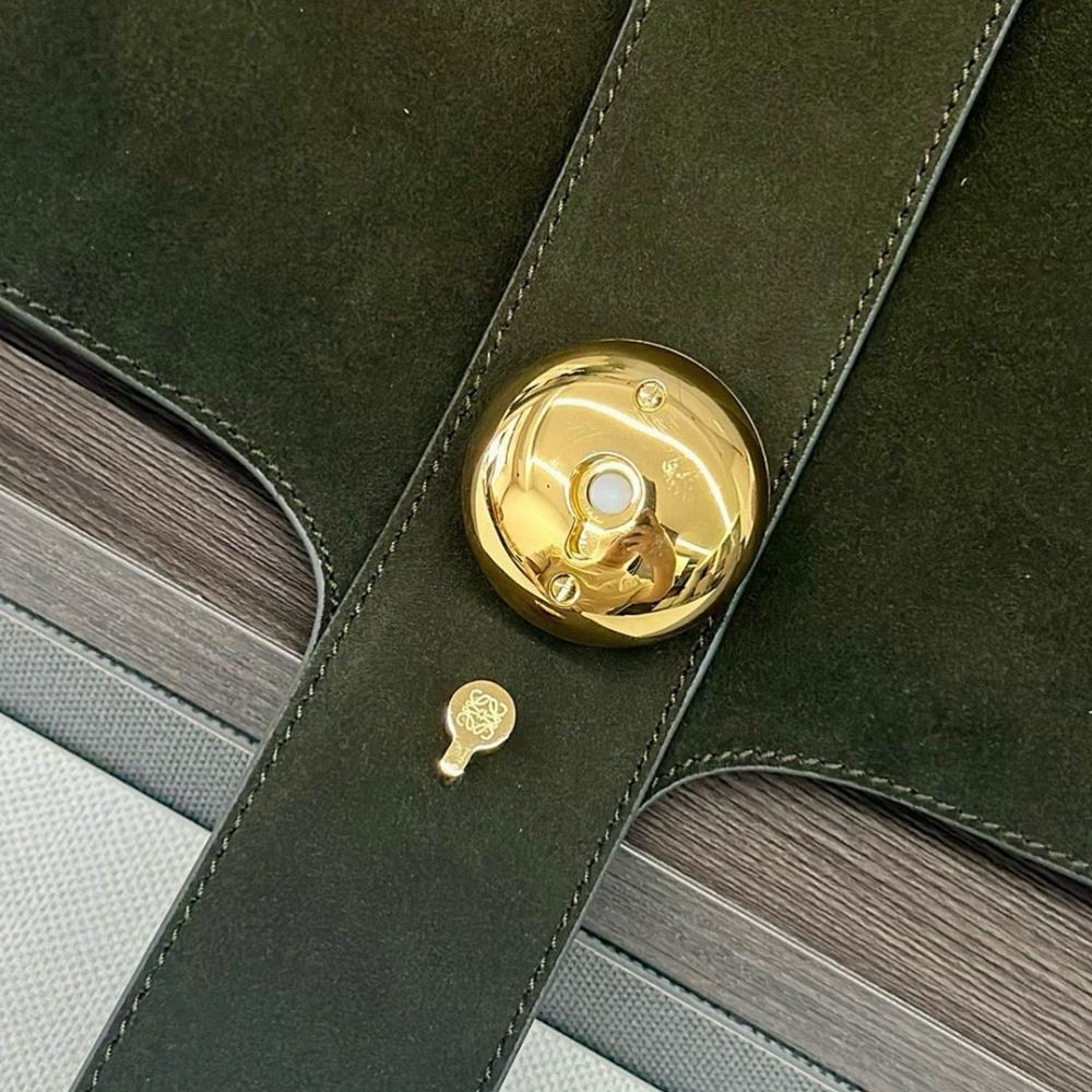 Luxury Elegant Shoulder Bag 24.5x23.5x28cm