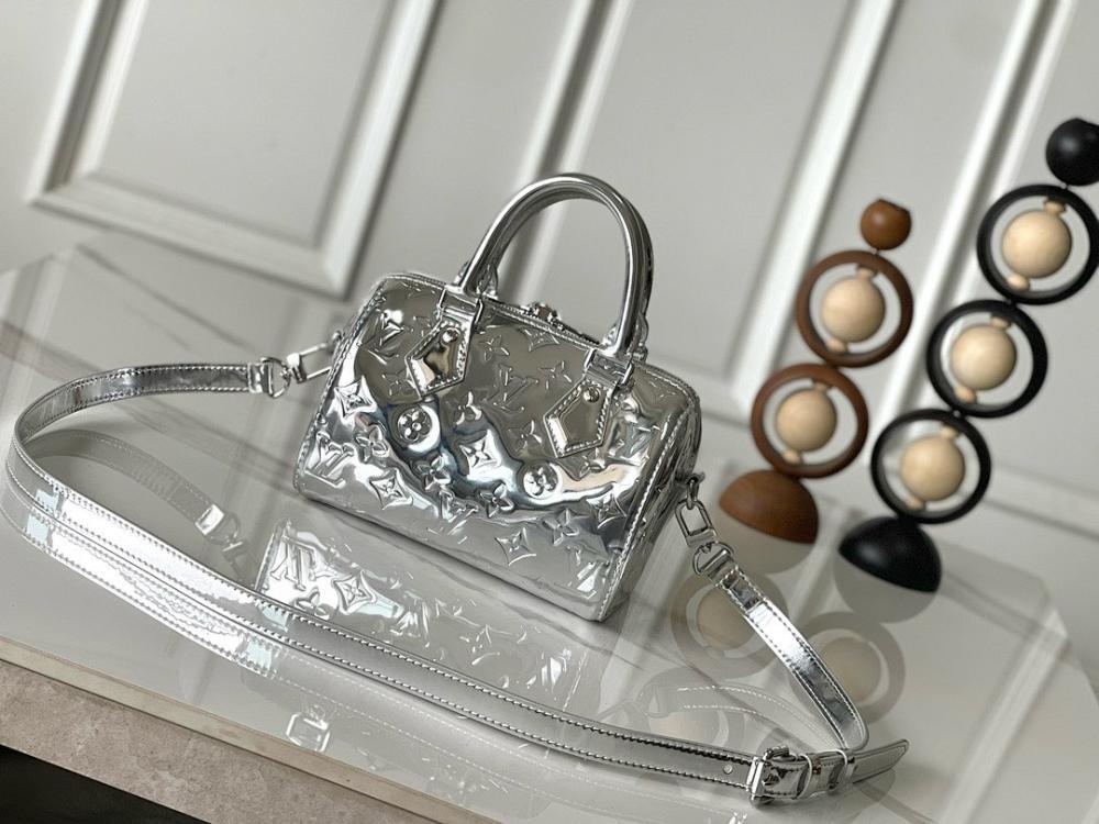 Luxury Refined Canvas Shoulder Bag 20.5x13.5x12cm