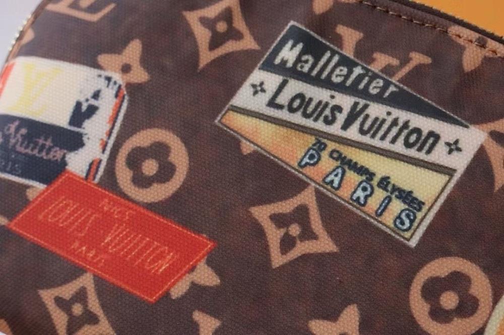 Classic Refined Crossbody Bag 17x12x6cm