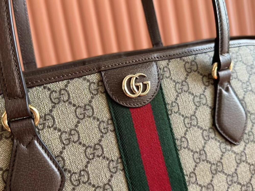 Classic Italian-Inspired Bag 31x28.5x20cm