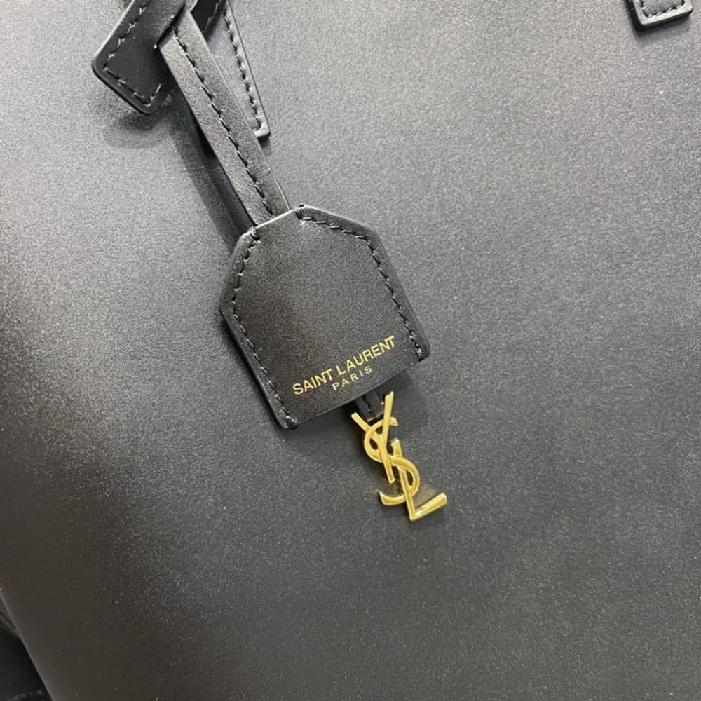 Elegant Shoulder Bag 25x28x8cm