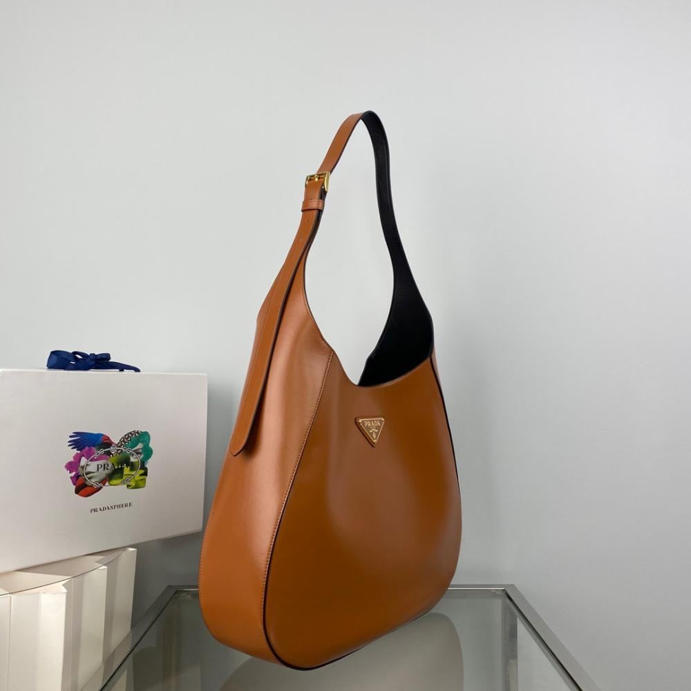 Leather Crossbody Bag Style 609868580