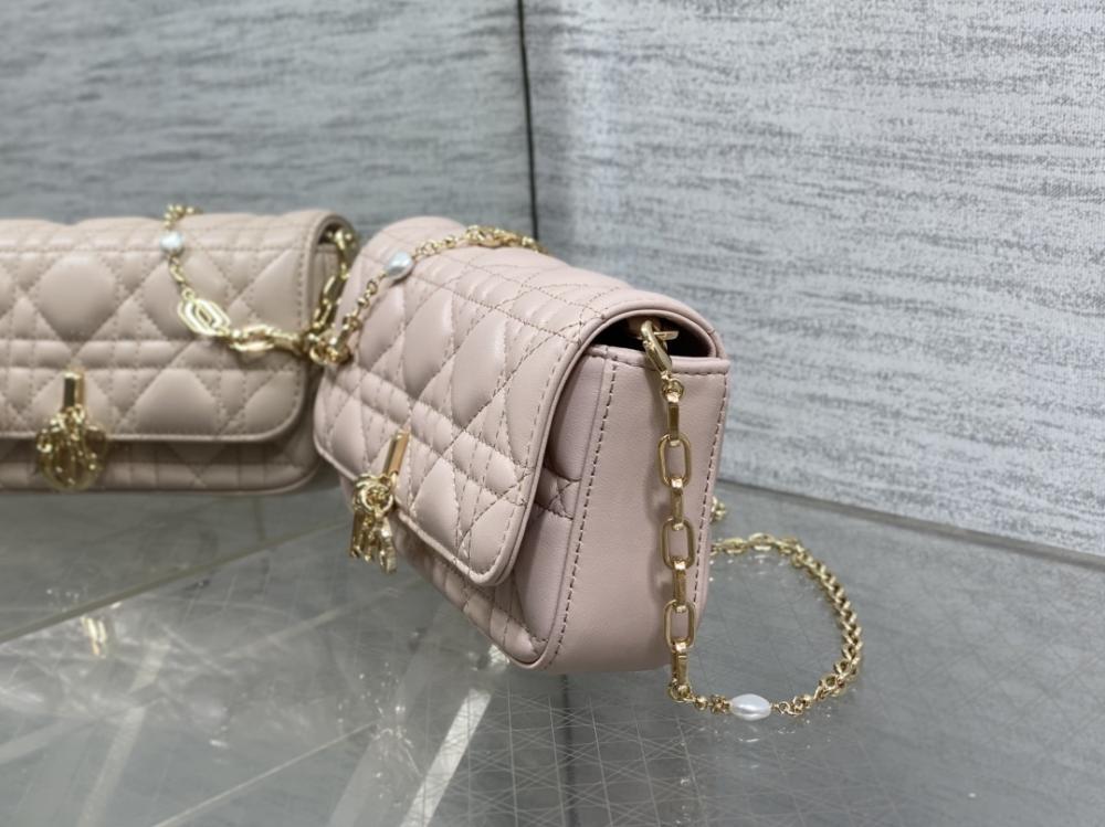 Classic Top Handle Bag Style 1529670759