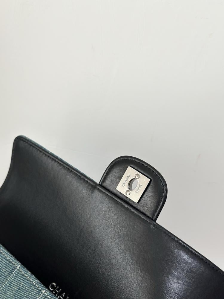 Classic Top Handle Bag Style 362295344