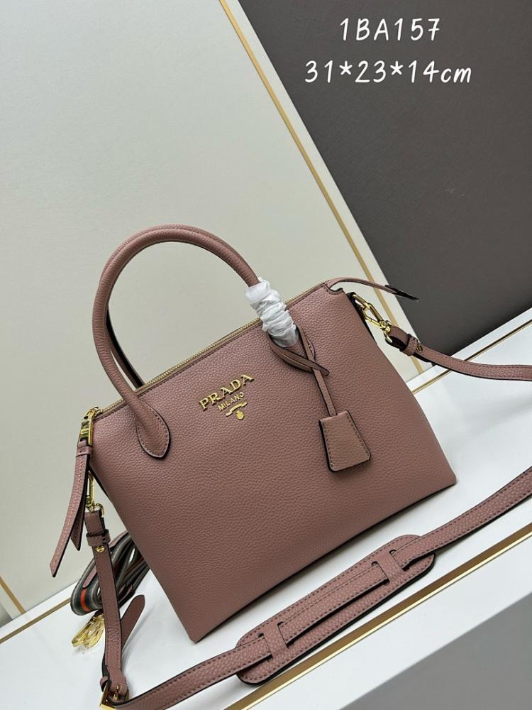 Classic Refined Calfskin Shoulder Bag 31x23x14cm
