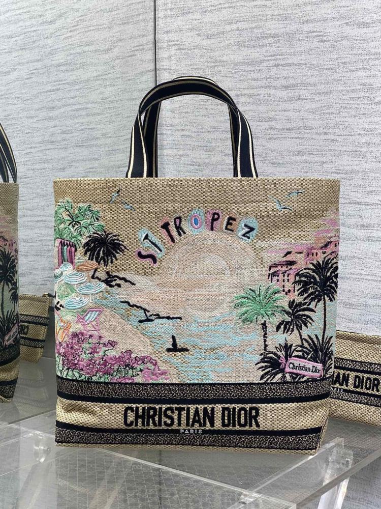 Embroidered Shoulder Bag Style 642245969