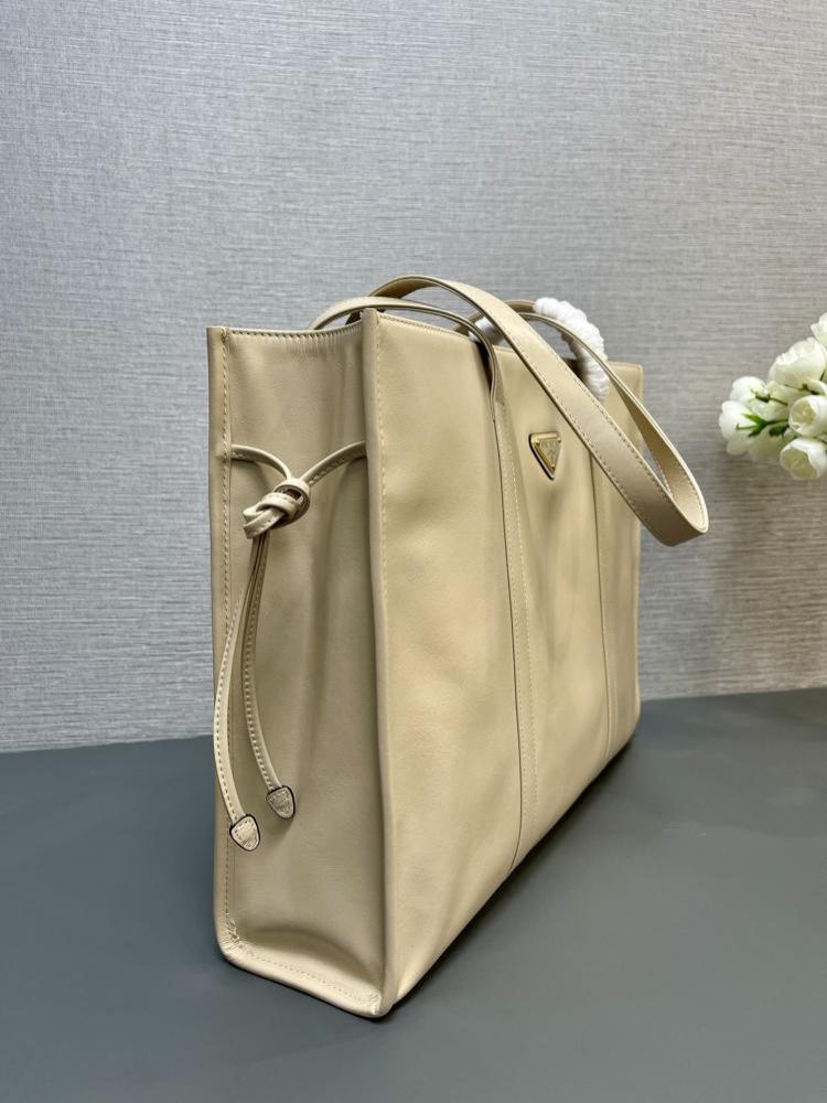 Top Handle Bag Style 1061358580