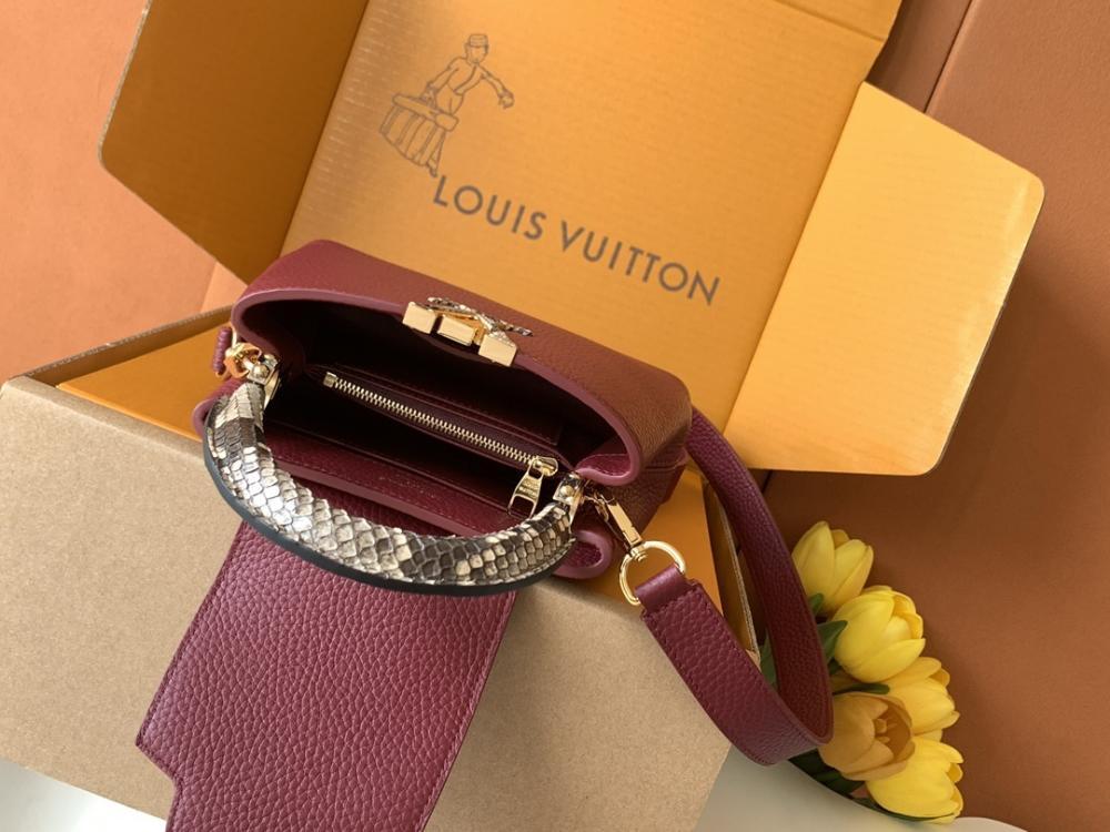 Leather Shoulder Bag Style 2141684654