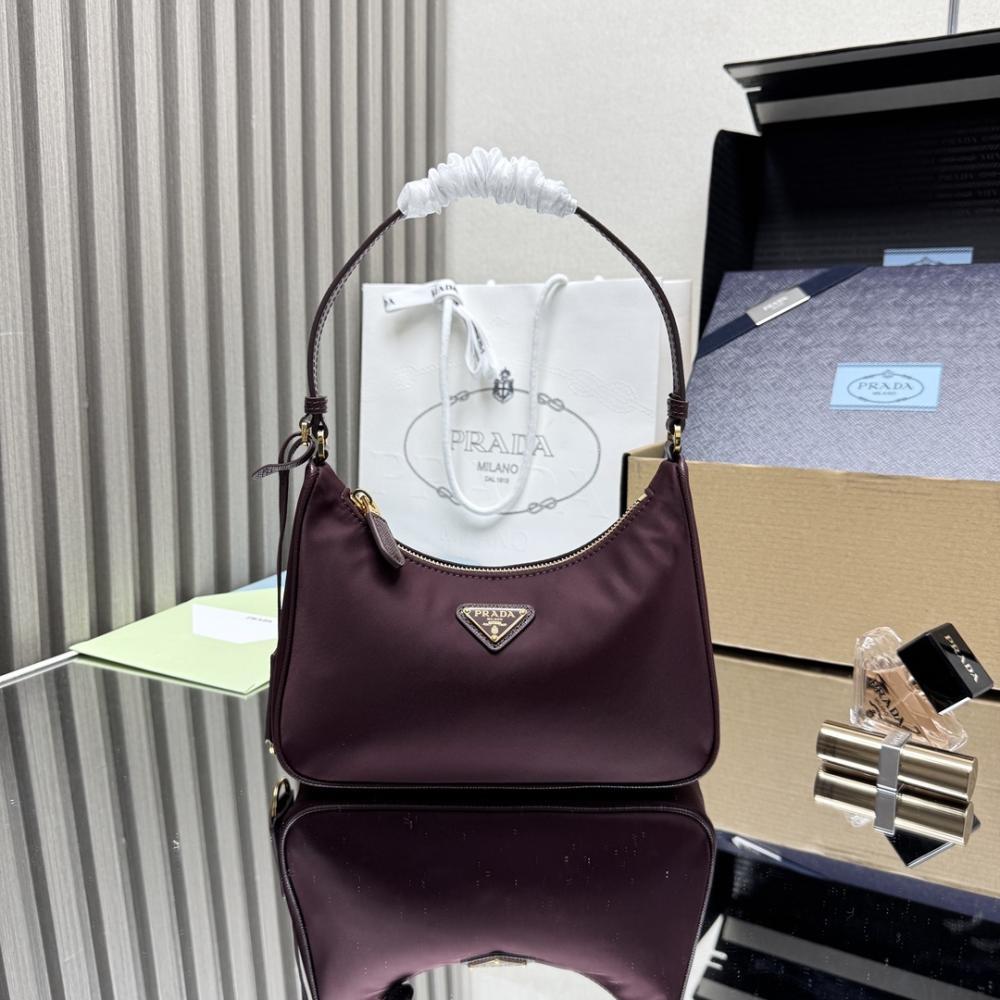 Calfskin Shoulder Bag Style 1516699752