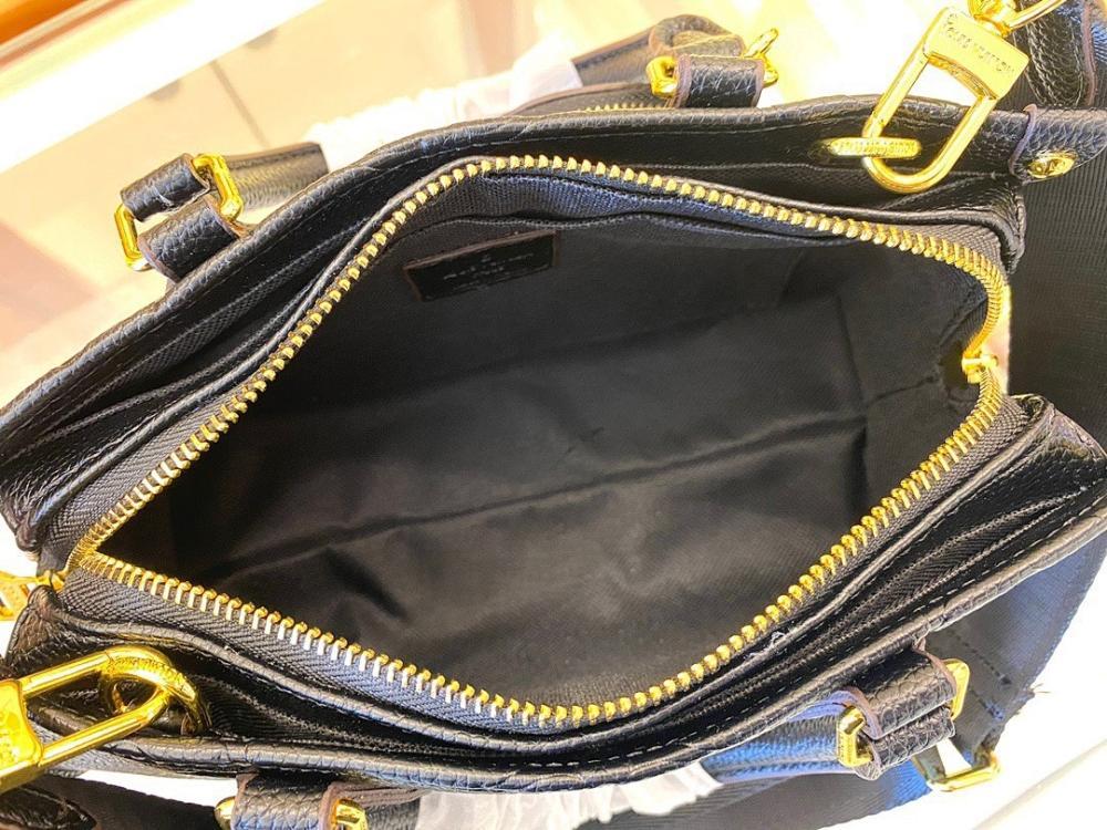Luxury Stylish Jacquard Shoulder Bag 25x13x10cm