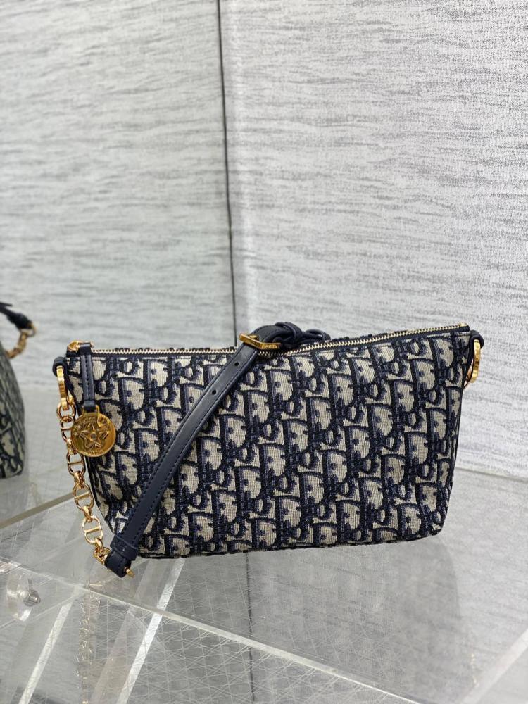 Hobo Bag Style 651505375