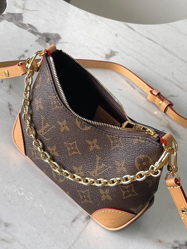 Elegant Monogram Leather Top Handle Bag 19x13x8cm