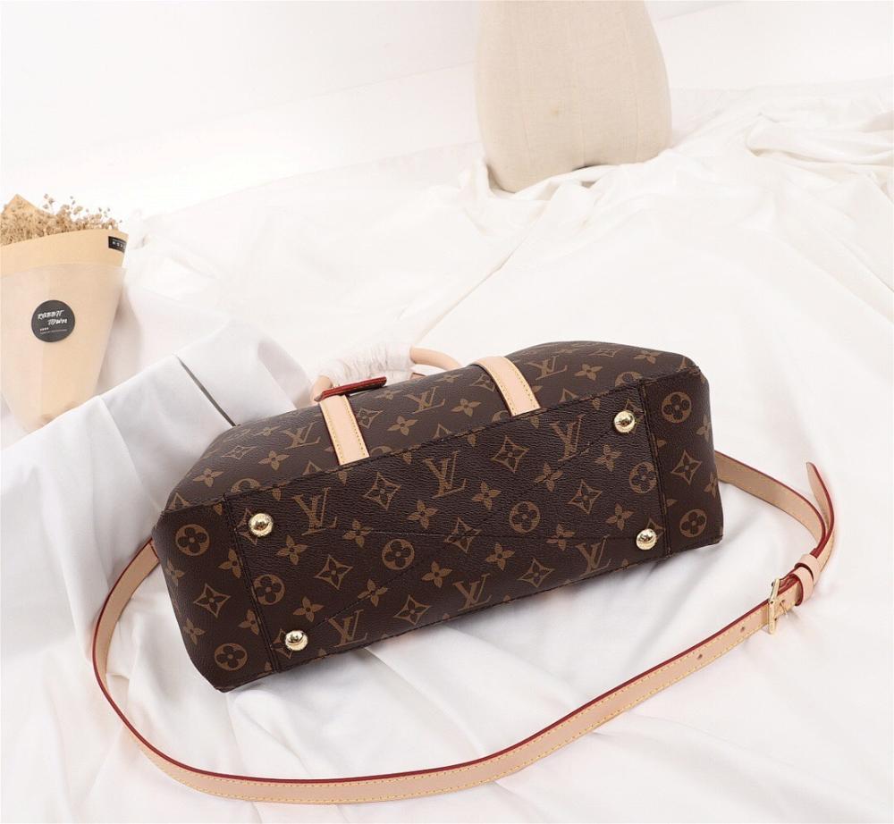 Luxury Premium Monogram Leather Shoulder Bag 36x21x13cm