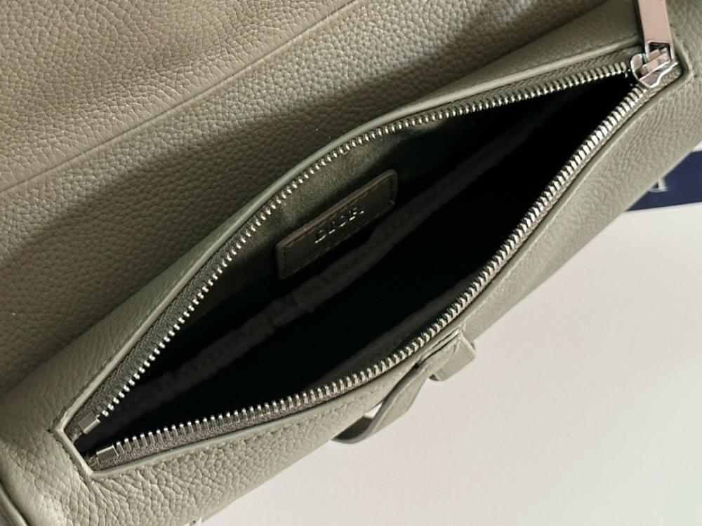 Classic Modern Leather Crossbody Bag 27x20x5cm