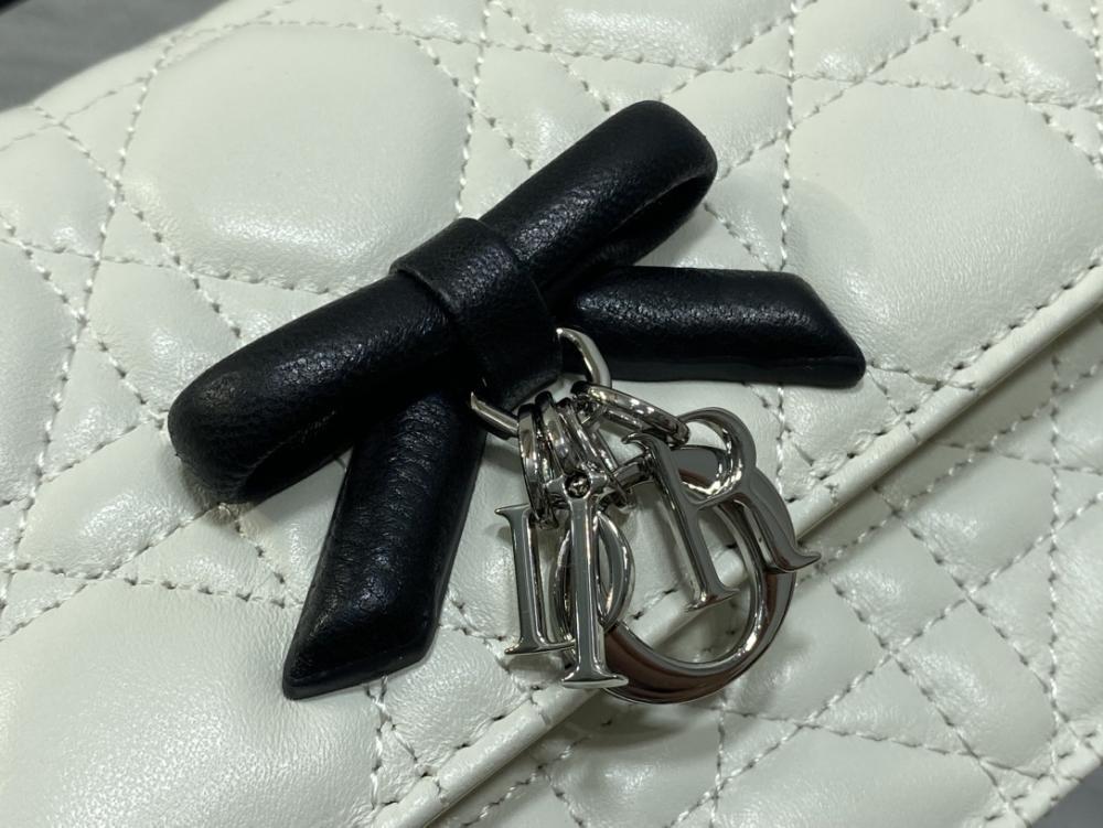Wallet Style 787896039