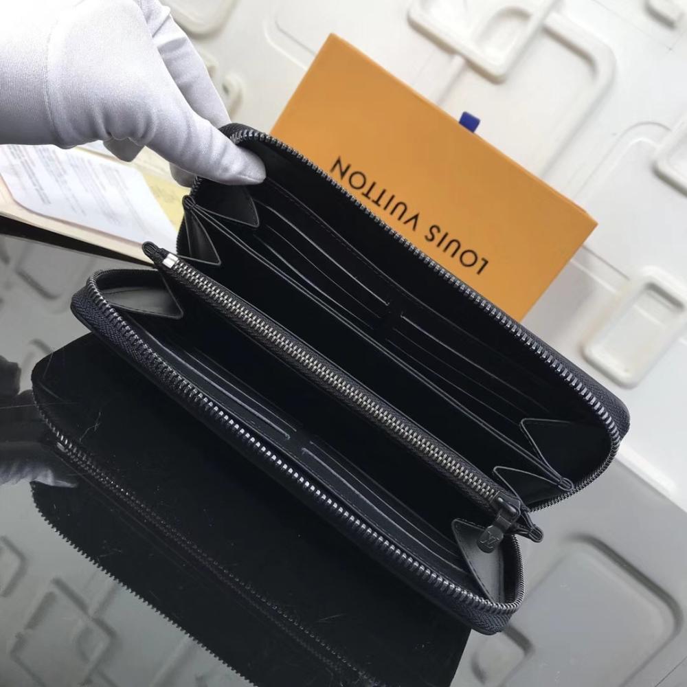 Wallet Style 185738058