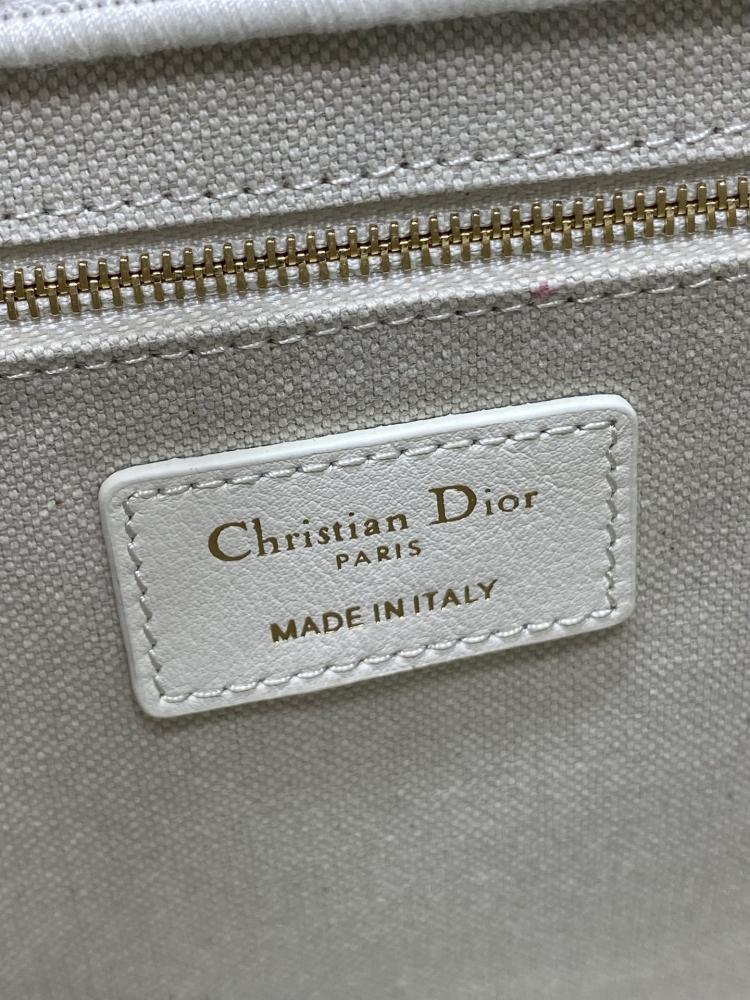 Top Handle Bag Style 1923368381
