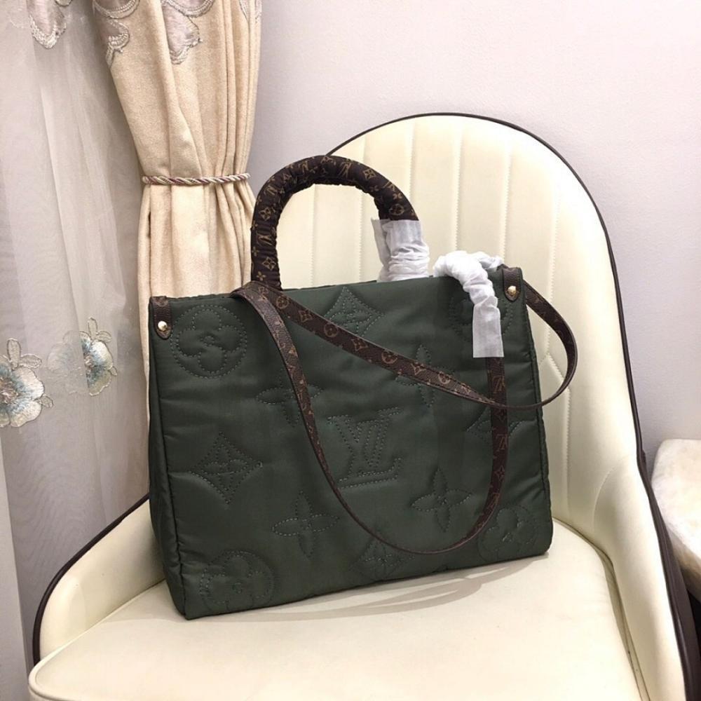 Modern Elegant Quilted Bag
