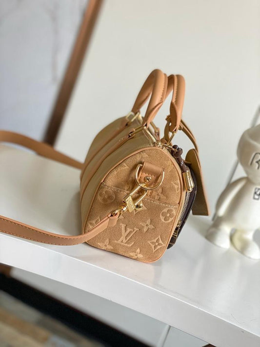 Luxury Leather Shoulder Bag 15x11x25cm