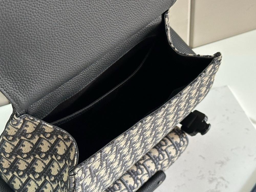 Modern Refined Top Handle Bag 33x47x13.5cm