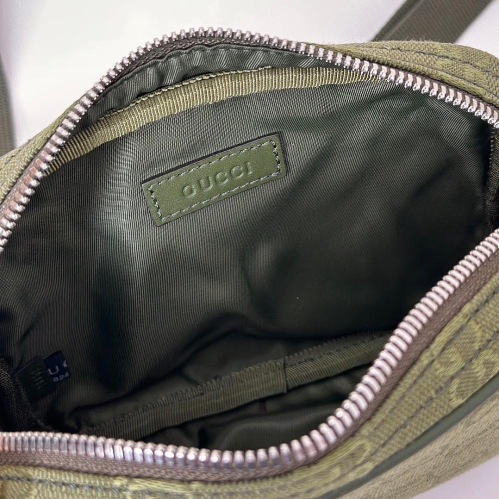 Elegant Refined Top Handle Bag