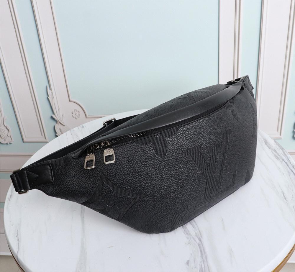 Stylish Calfskin Shoulder Bag 47x20x9cm
