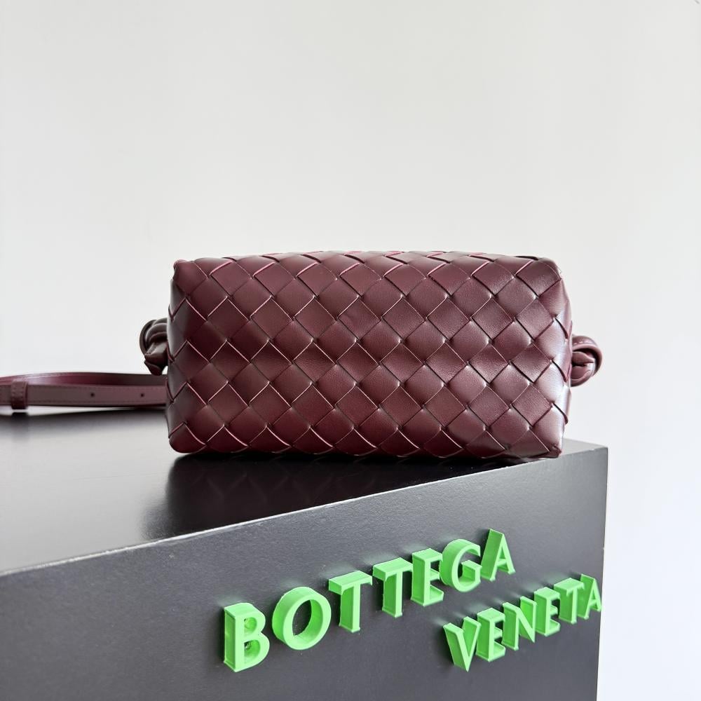 Classic Top Handle Bag Style 1062289665