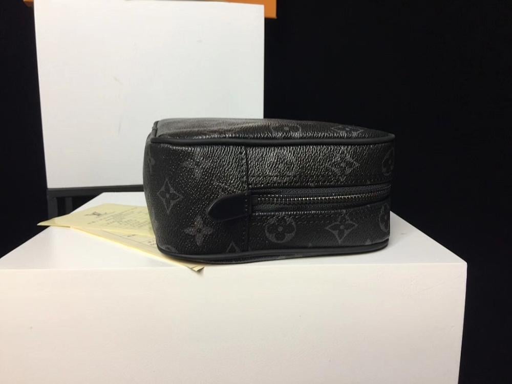 Modern Luxury Monogram Leather Bag 26x17x7cm