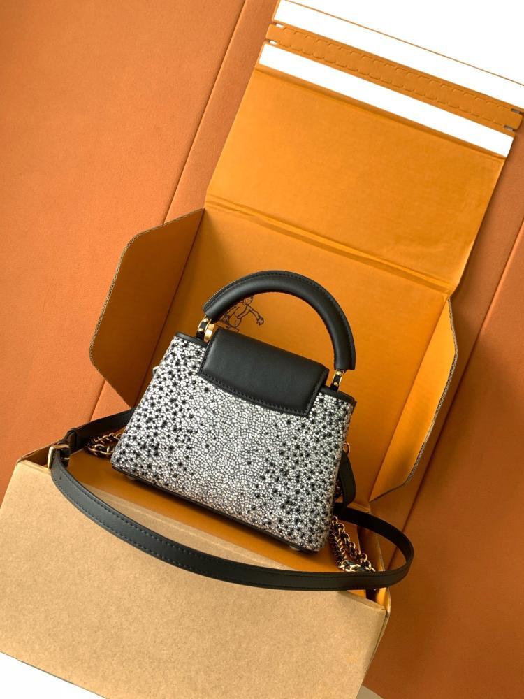 Crystal-Embellished Leather Wallet Style 1713797122