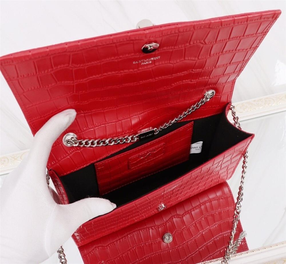 Modern Luxury Calfskin Shoulder Bag 24x15x5cm
