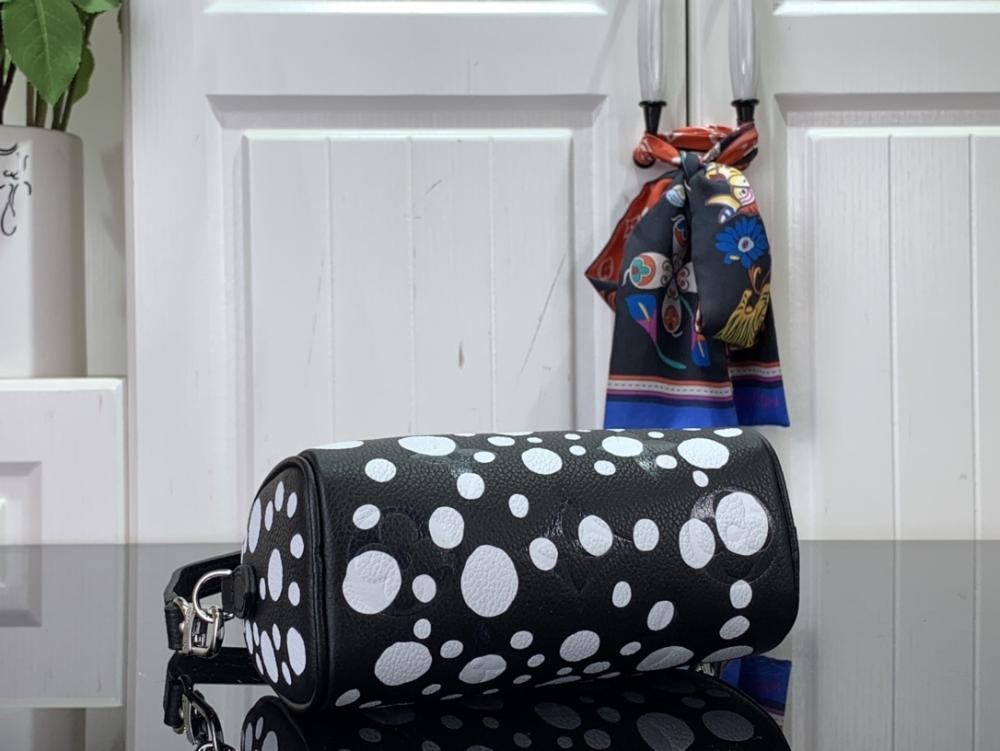 Top Handle Bag Style 414587810