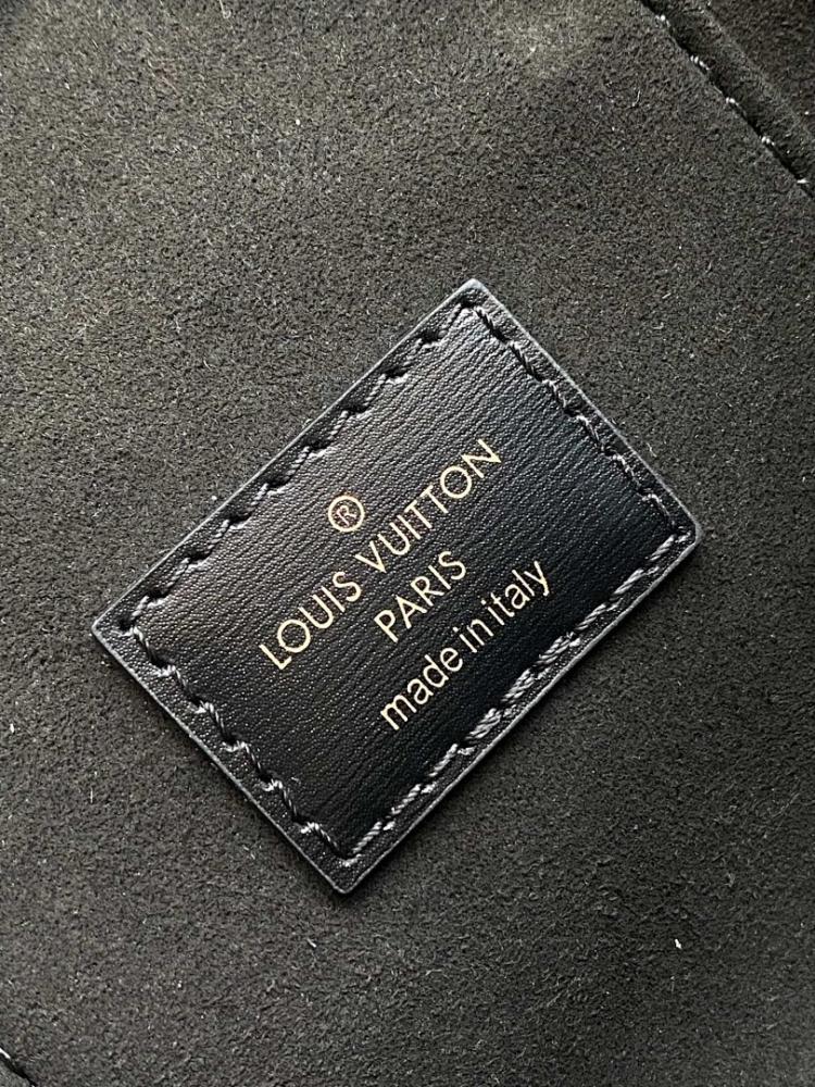 Modern Luxury Woven Leather Bag 19x11.5x6.5cm